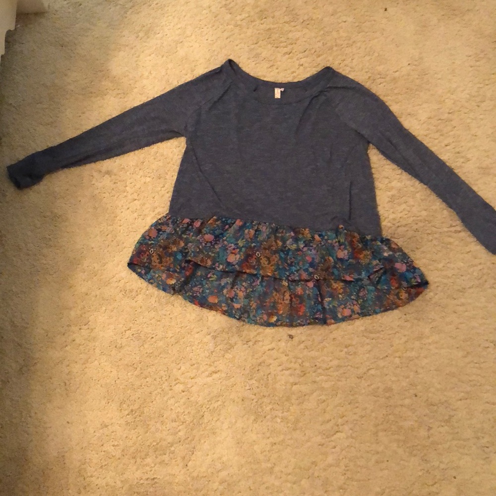 Long Sleeve Asymmetrical Flower Shirt